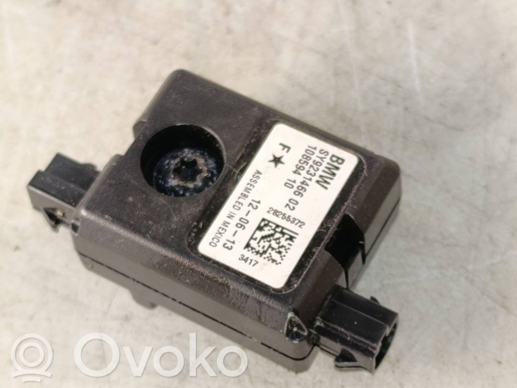 BMW 4 F32 F33 Antenos stiprintuvas 