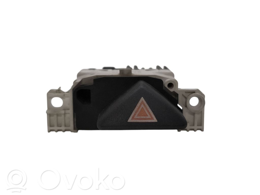 Ford Focus Hazard light switch 