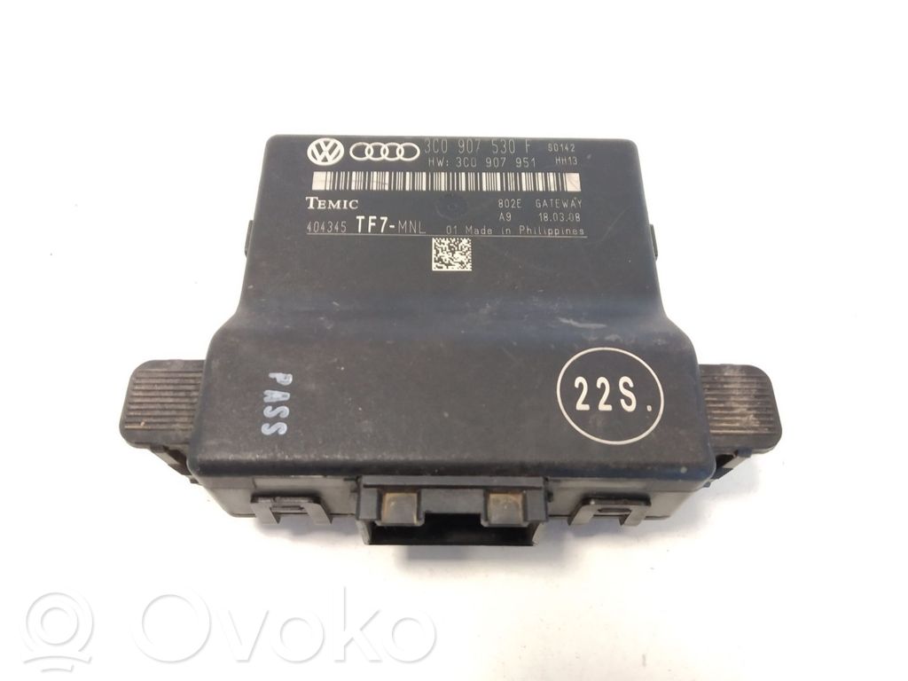 Volkswagen PASSAT CC Gateway control module 