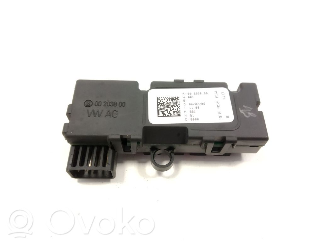 Volkswagen PASSAT B6 Steering angle sensor 