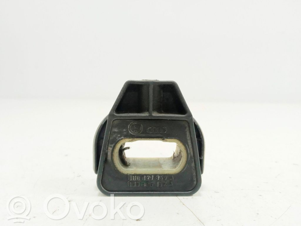 Volkswagen Golf IV Radiator mount bracket 