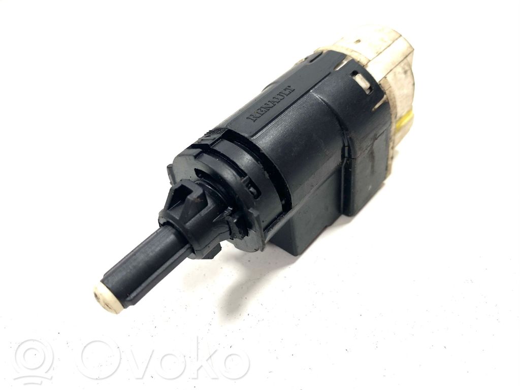 Renault Captur Brake pedal sensor switch 