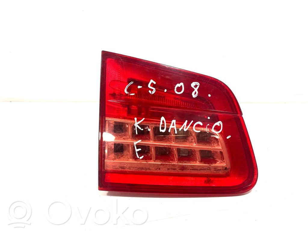 Citroen C5 Galinis žibintas dangtyje 