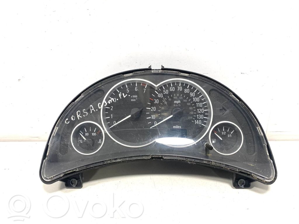 Opel Corsa C Spidometras (prietaisų skydelis) 
