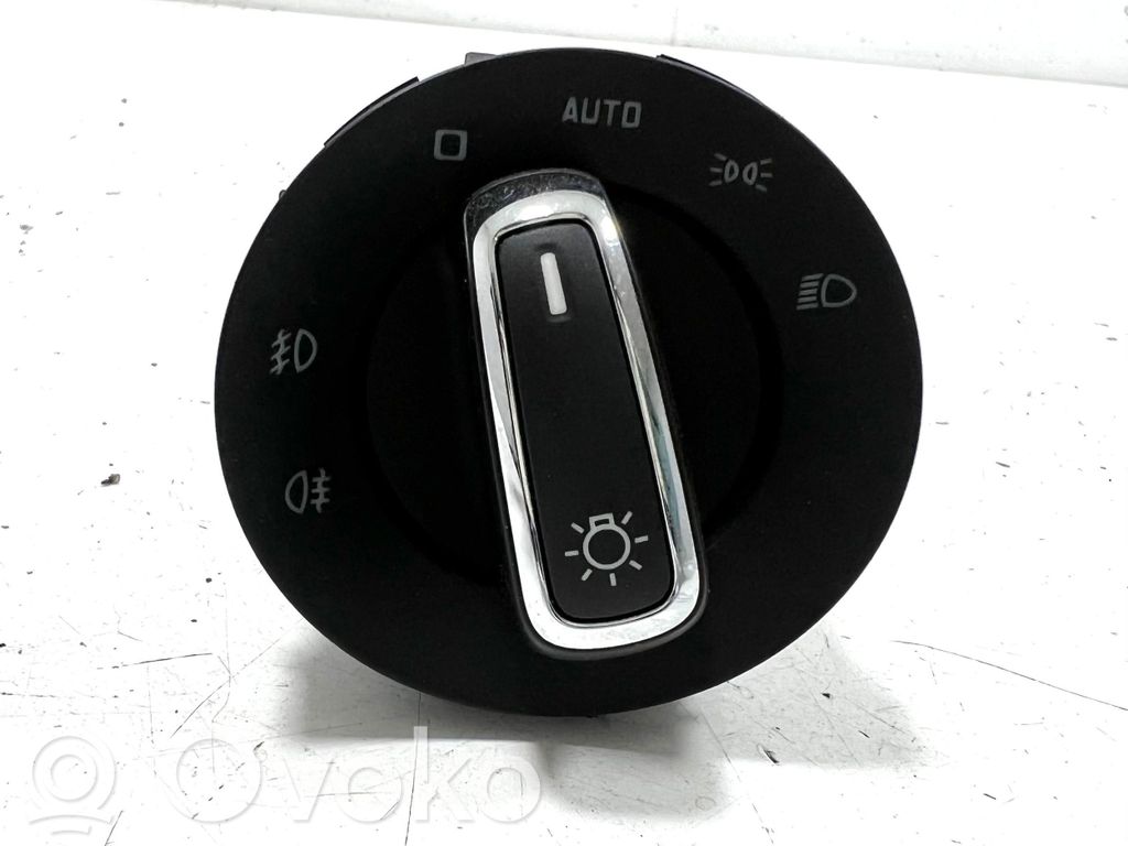 Skoda Superb B6 (3T) Light switch 