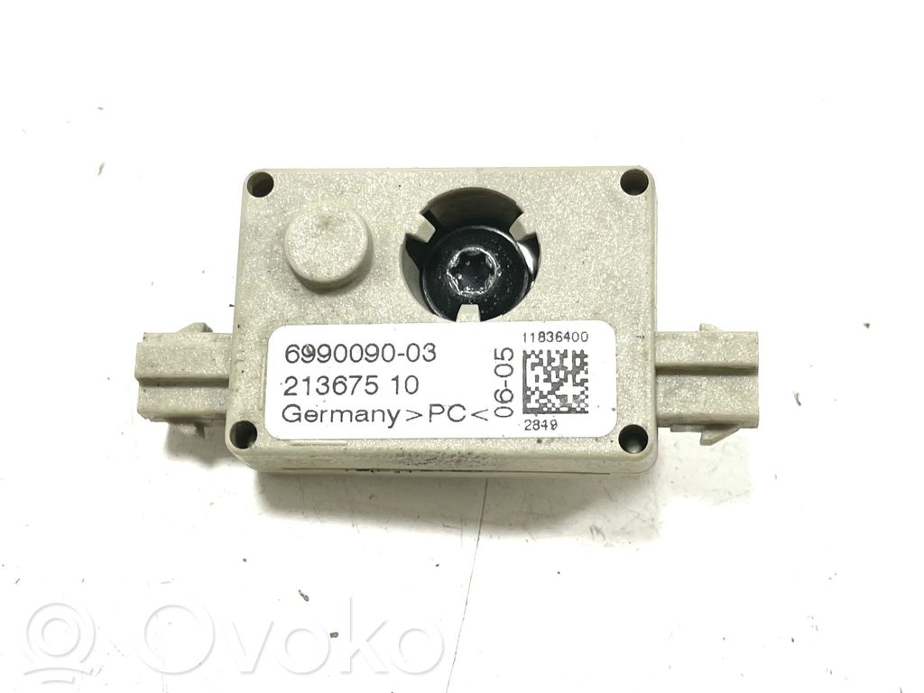 BMW 3 E90 E91 Antenos stiprintuvas 
