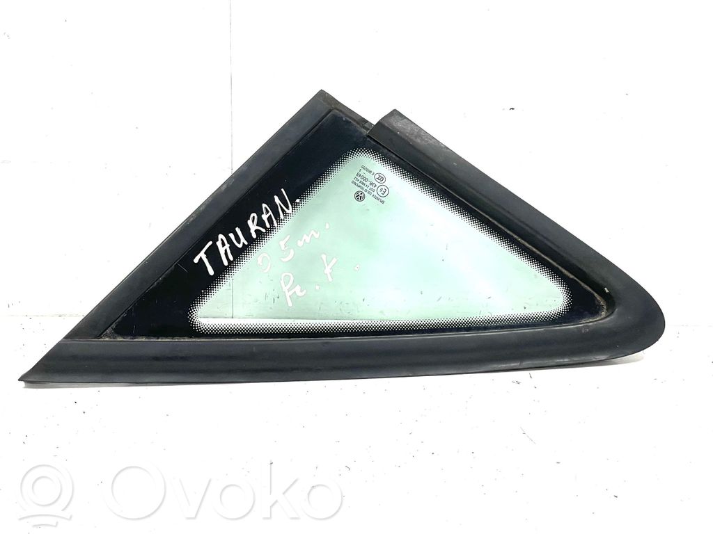 Volkswagen Touran I Front triangle window/glass 