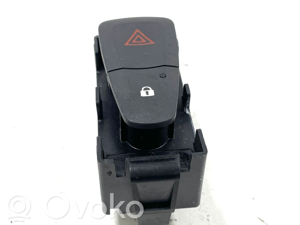 Dacia Sandero Hazard light switch 