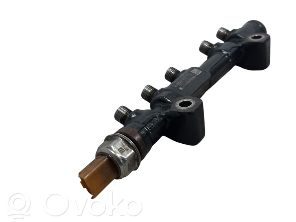 Citroen C4 II Picasso Fuel main line pipe 
