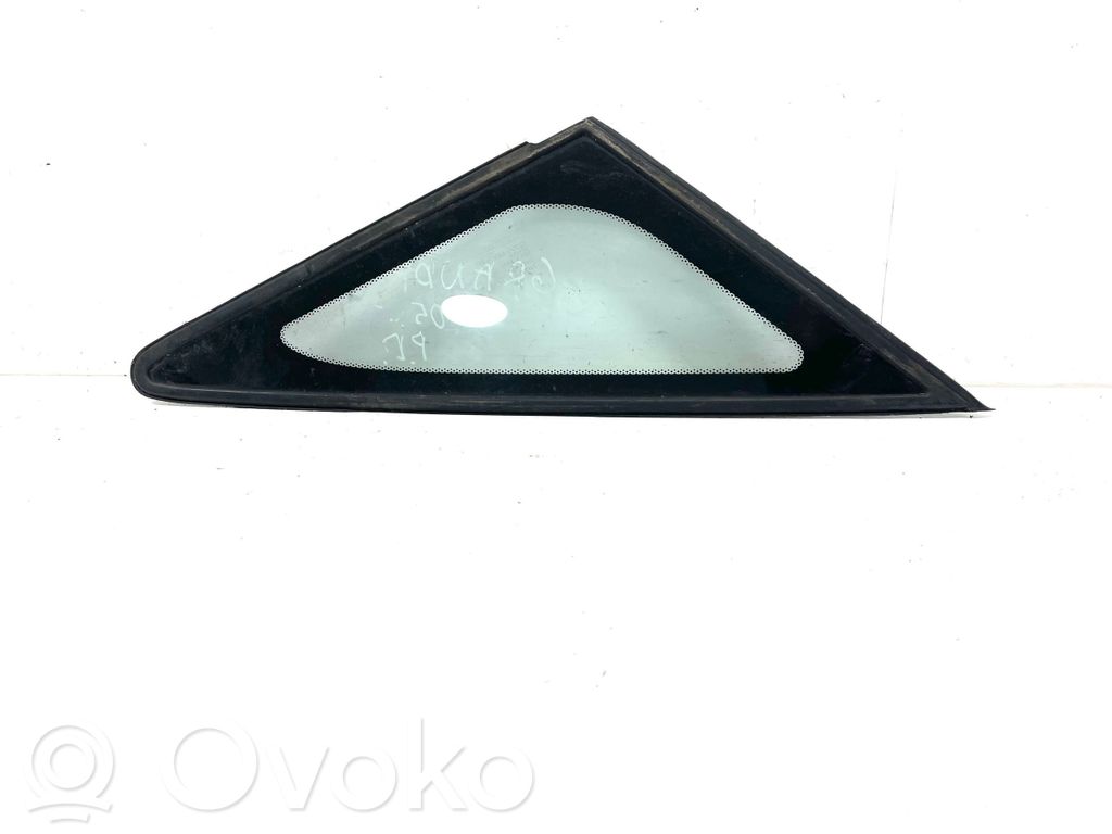 Mitsubishi Grandis Luna/vidrio del triángulo delantero 