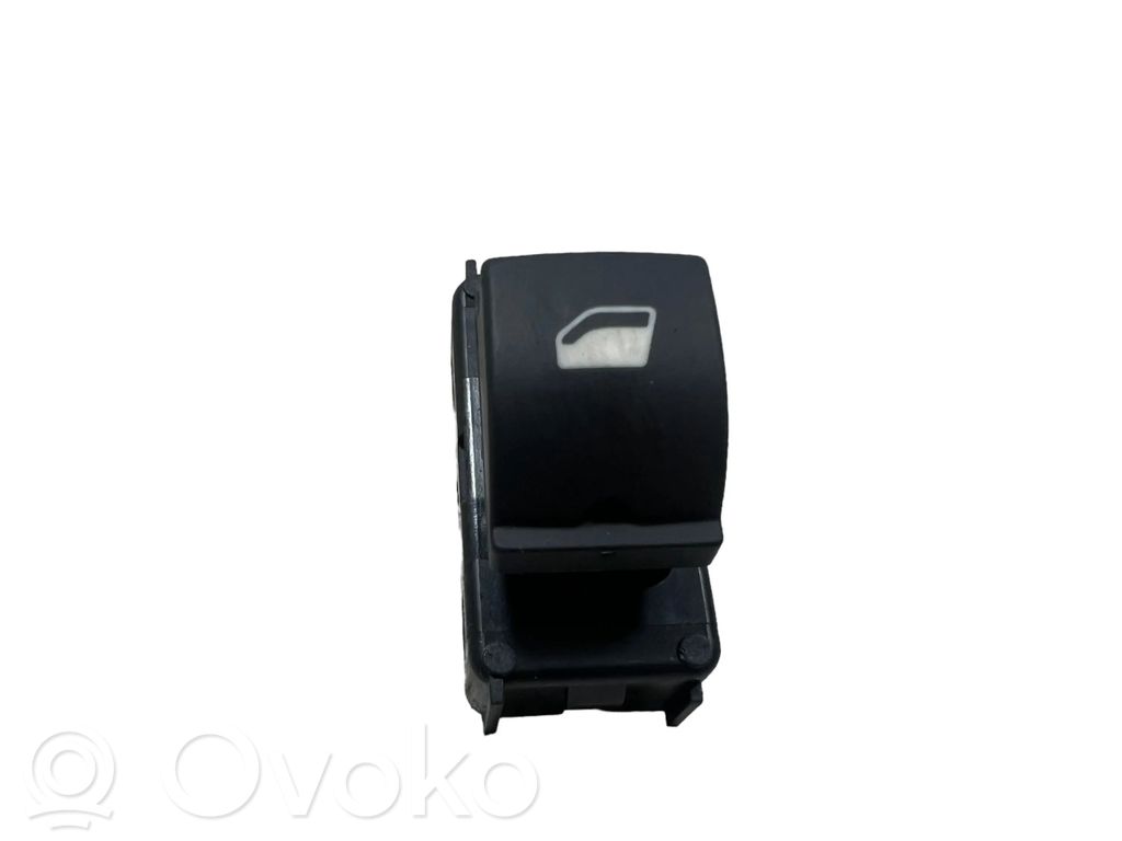 Peugeot 3008 II Electric window control switch 