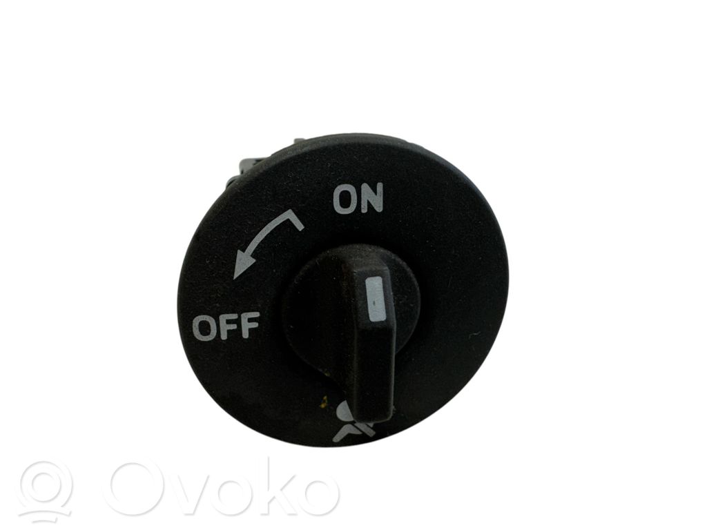 Renault Clio III Passenger airbag on/off switch 