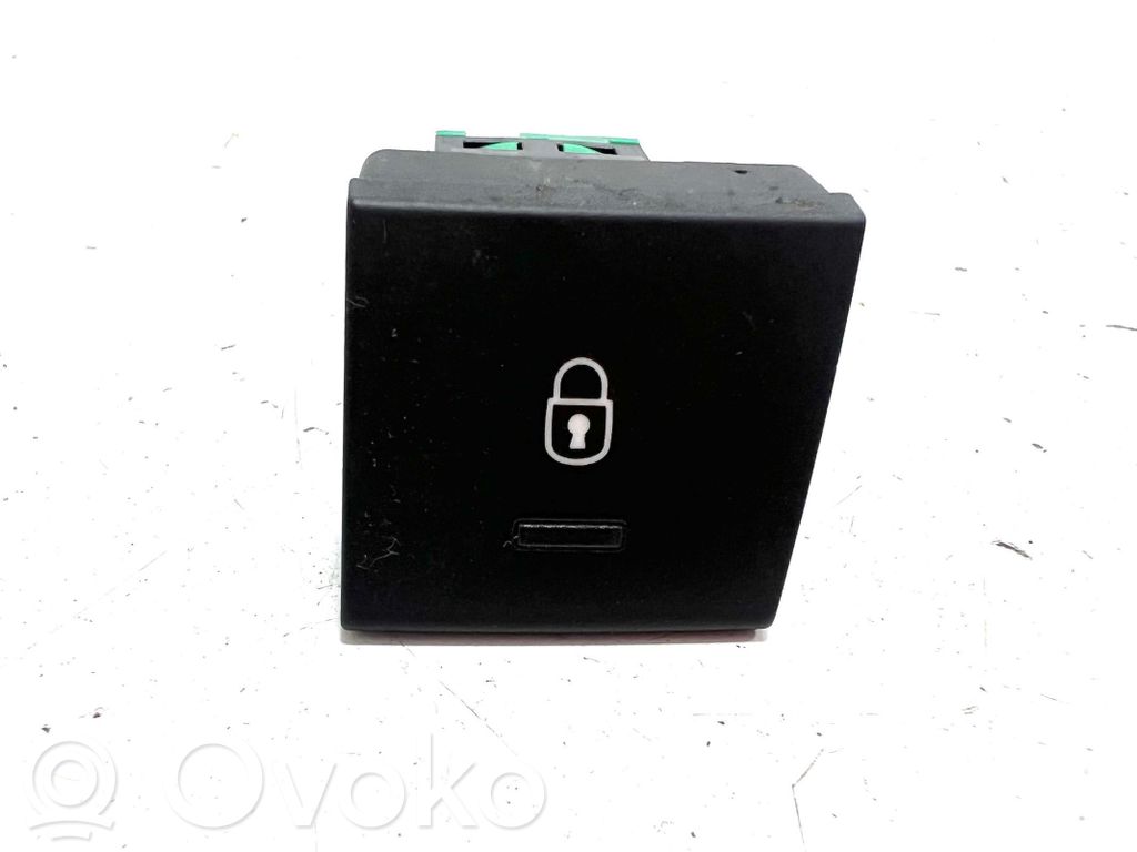 Peugeot 508 Central locking switch button 