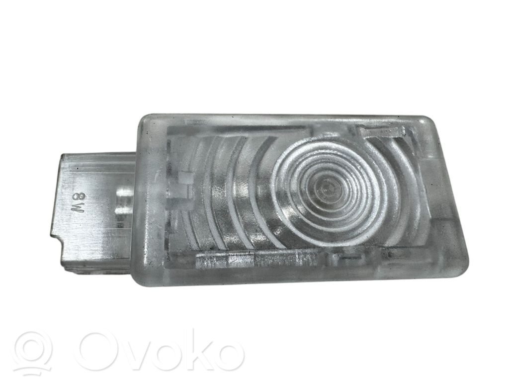 Opel Astra K Другой фонарь салона 