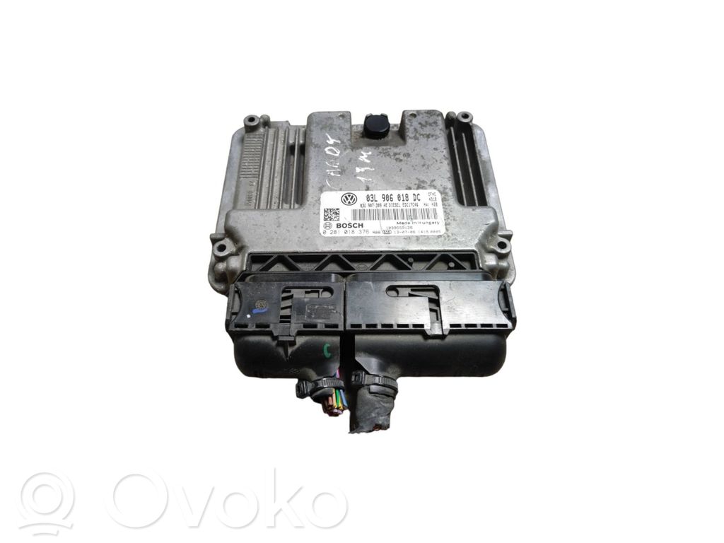 Volkswagen Caddy Engine control unit/module 