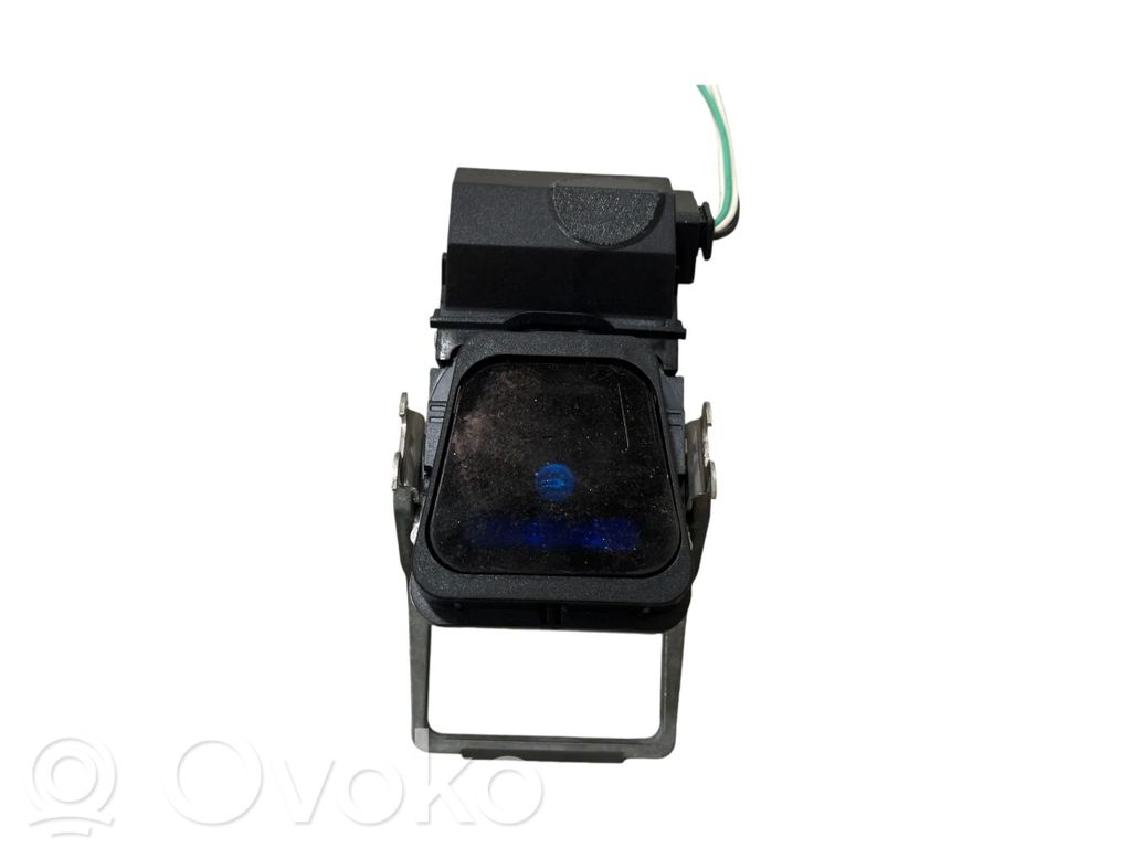 Mitsubishi Outlander Windshield/windscreen camera 