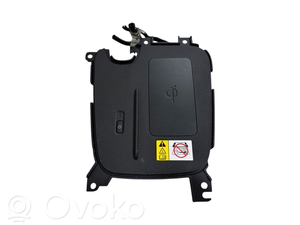 Toyota Yaris XP210 Wireless charging module 