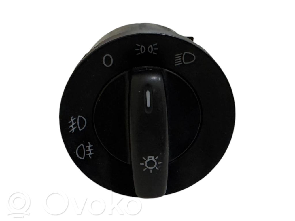Volkswagen Touran I Light switch 
