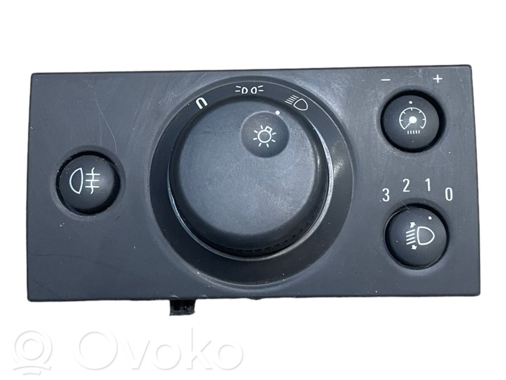 Opel Vectra C Light switch 
