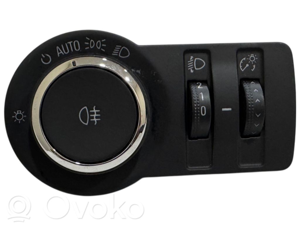 Opel Astra J Включатель фонарей 