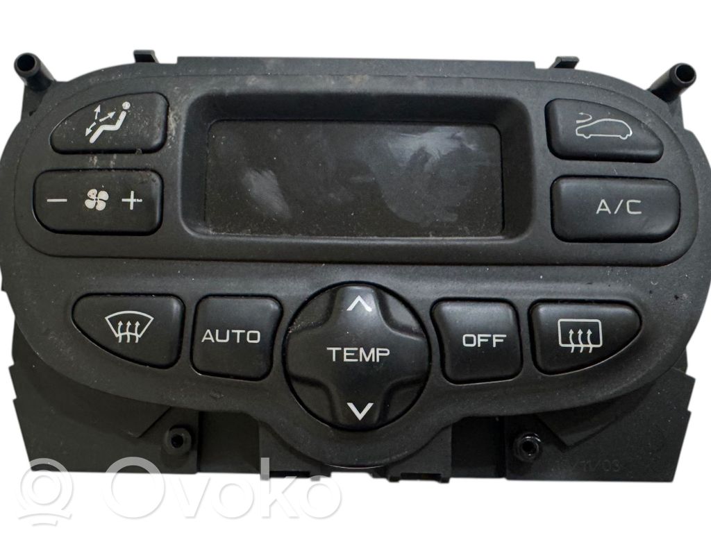 Peugeot 307 Climate control unit 
