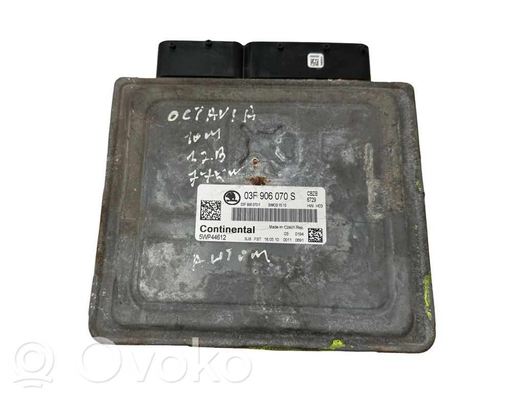 Skoda Octavia Mk2 (1Z) Engine control unit/module 