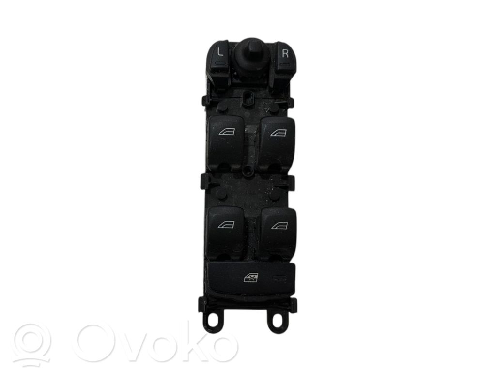Volvo V70 Electric window control switch 
