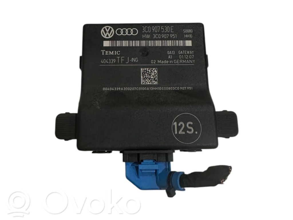 Volkswagen PASSAT B6 Gateway control module 