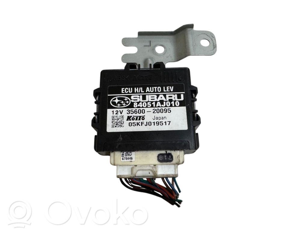 Subaru Outback Light module LCM 