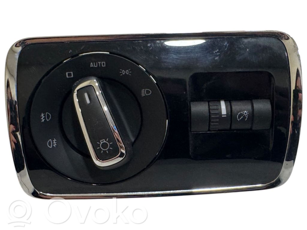 Skoda Superb B6 (3T) Light switch 