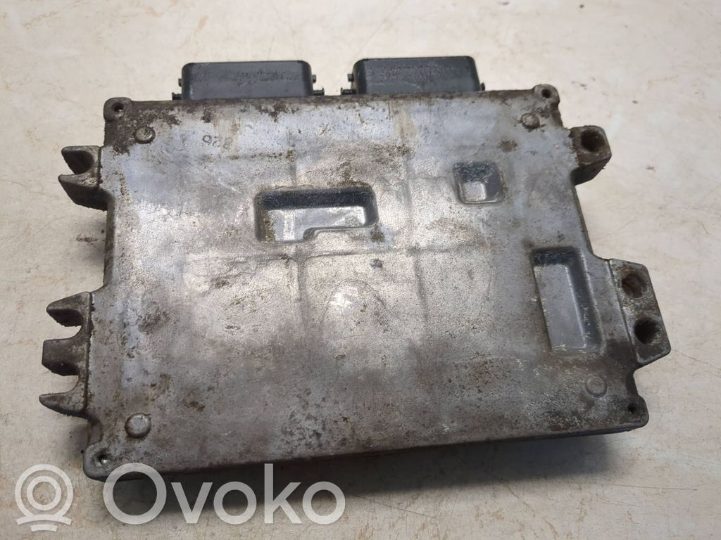 Suzuki Swift II Engine control unit/module 