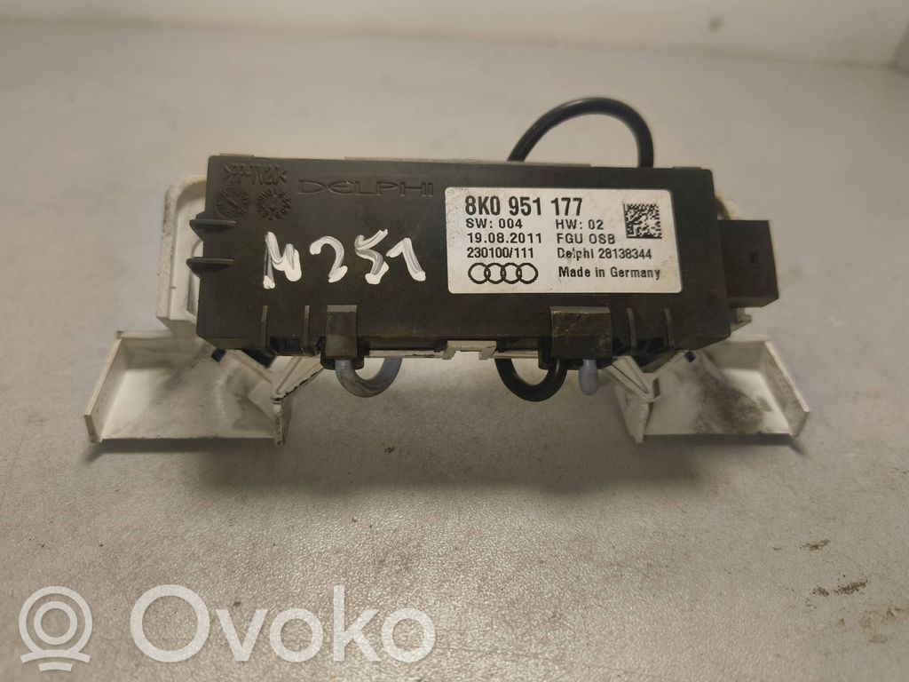 Audi A5 8T 8F Front seat light 