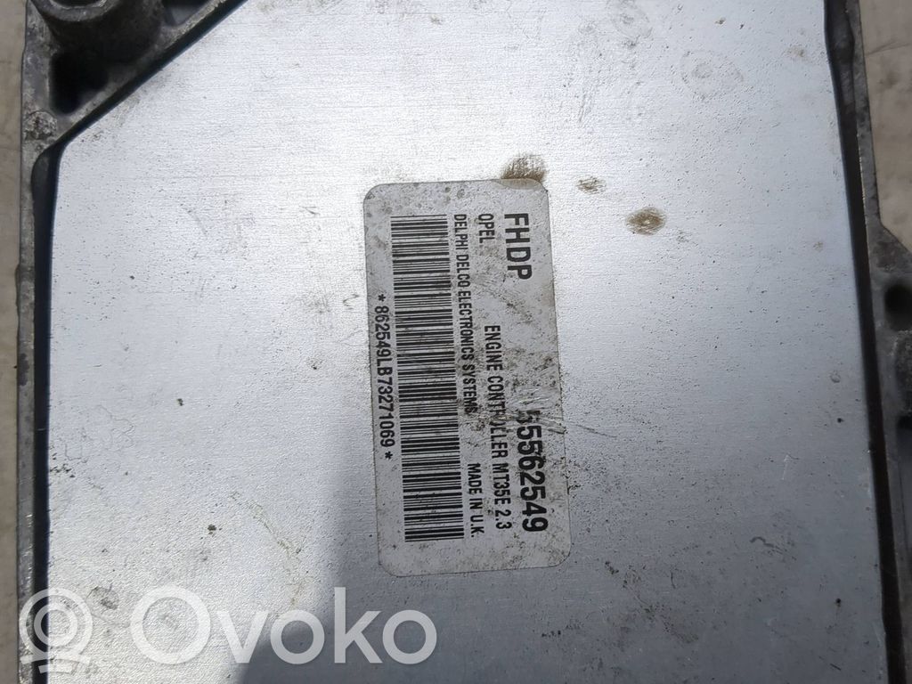 Opel Zafira B Engine control unit/module 