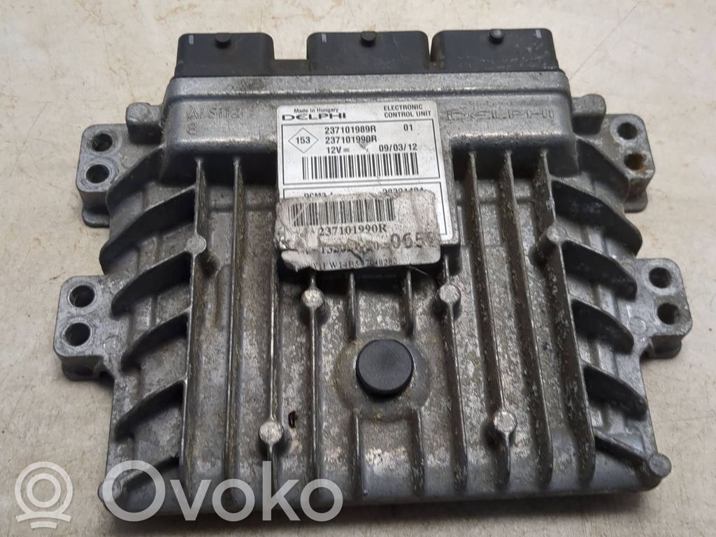 Renault Captur Engine control unit/module 