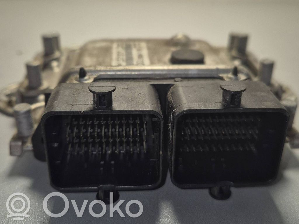 Suzuki Alto Engine control unit/module 