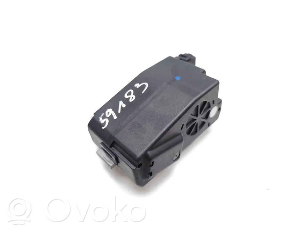 Audi A4 S4 B8 8K Ohjauspyörän lukitus 