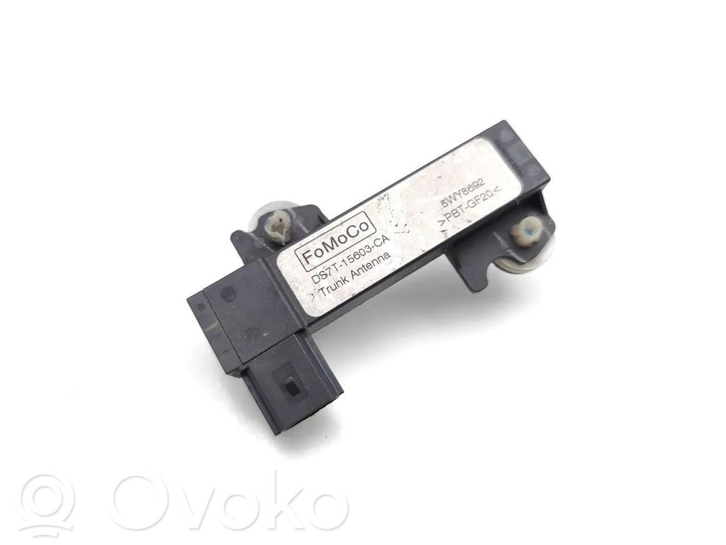 Ford Mustang VI Antenos stiprintuvas 