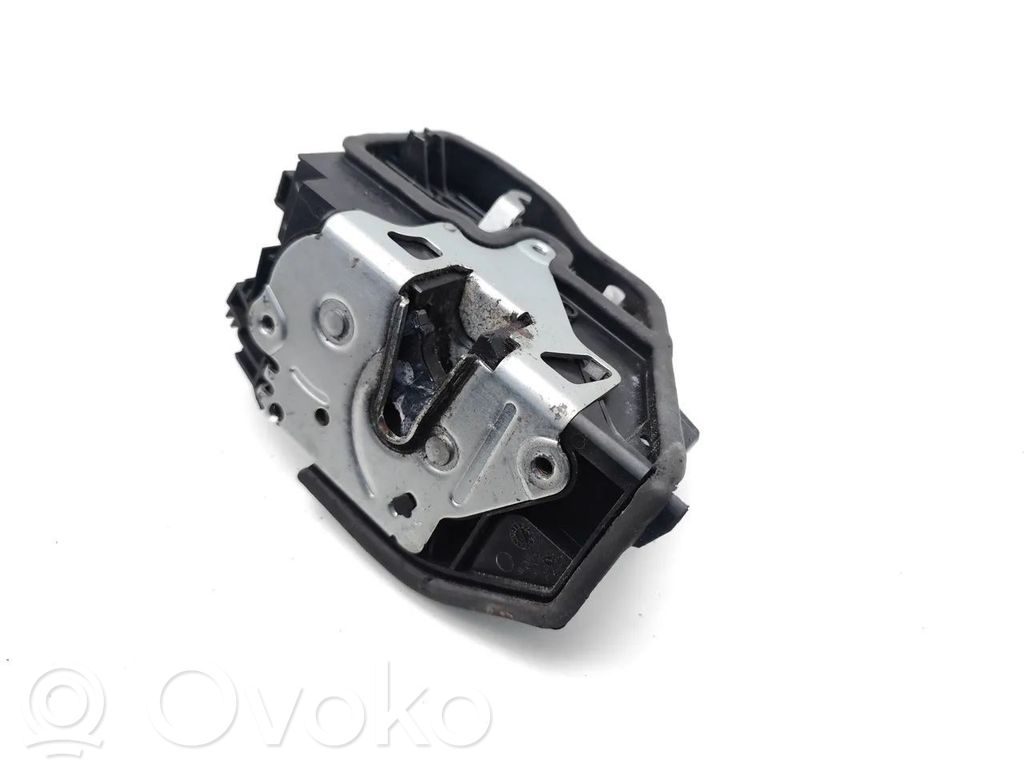 BMW 1 F20 F21 Front door lock 