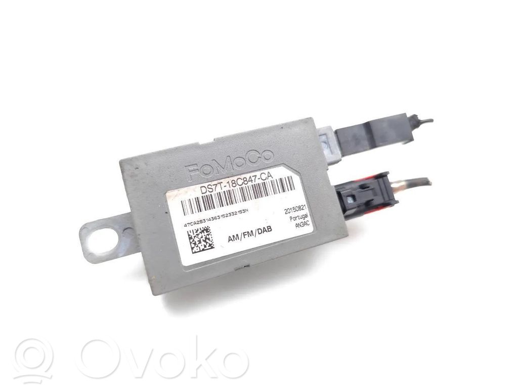 Ford Mondeo MK V Antenos stiprintuvas 