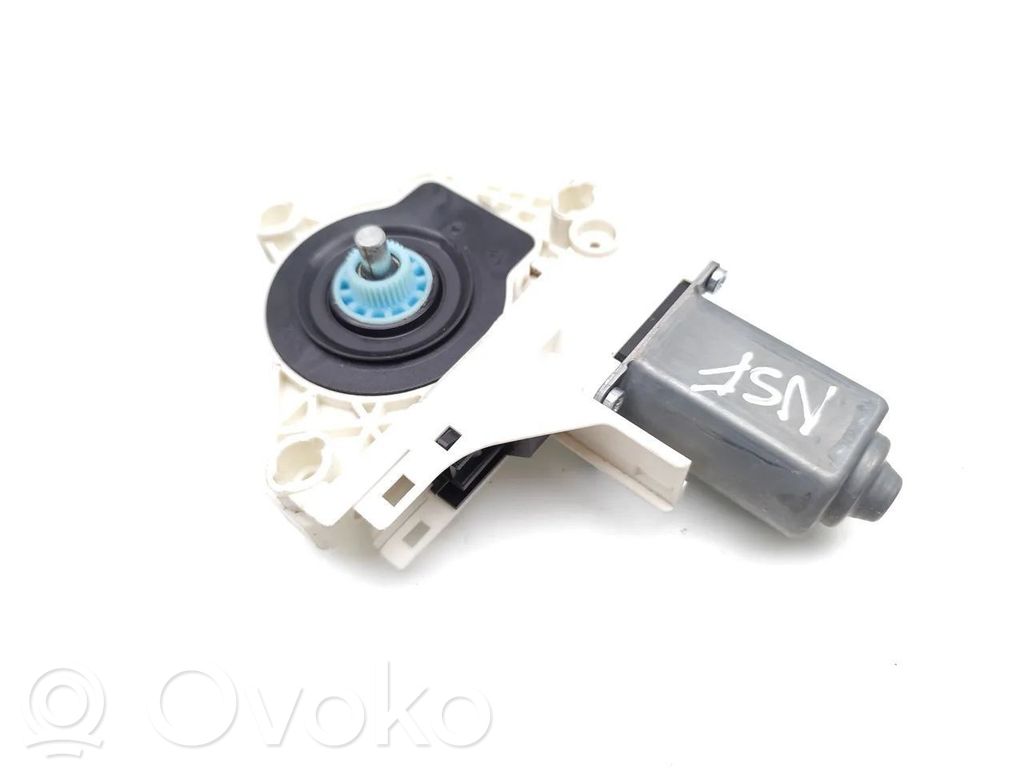 Audi A1 Front door window regulator motor 