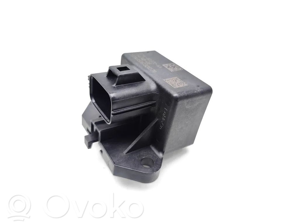 Ford Mondeo MK V Fuel pump relay 