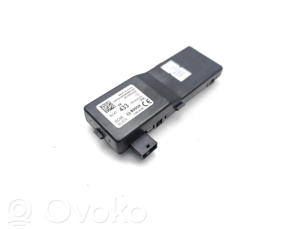 Chevrolet Cruze Door central lock control unit/module 