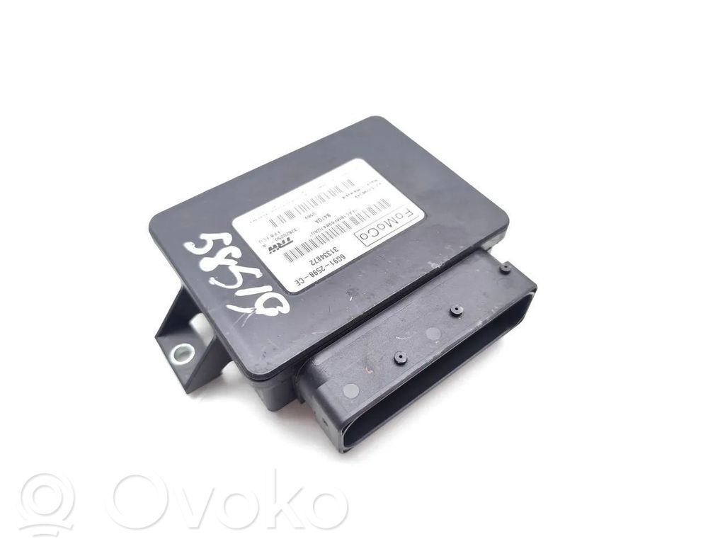 Volvo XC70 Hand brake control module 