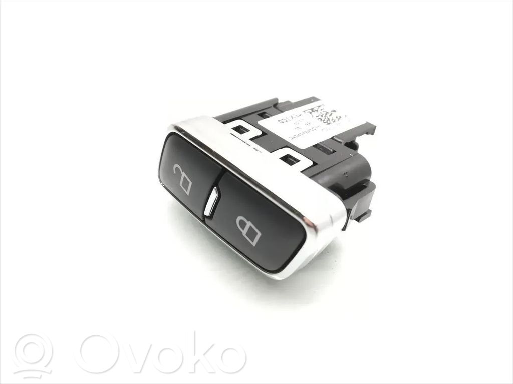 Ford Kuga II Central locking switch button 