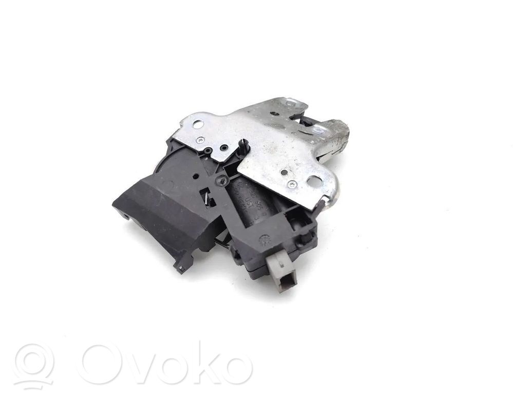 Volkswagen Passat Alltrack Tailgate/trunk/boot lock/catch/latch 