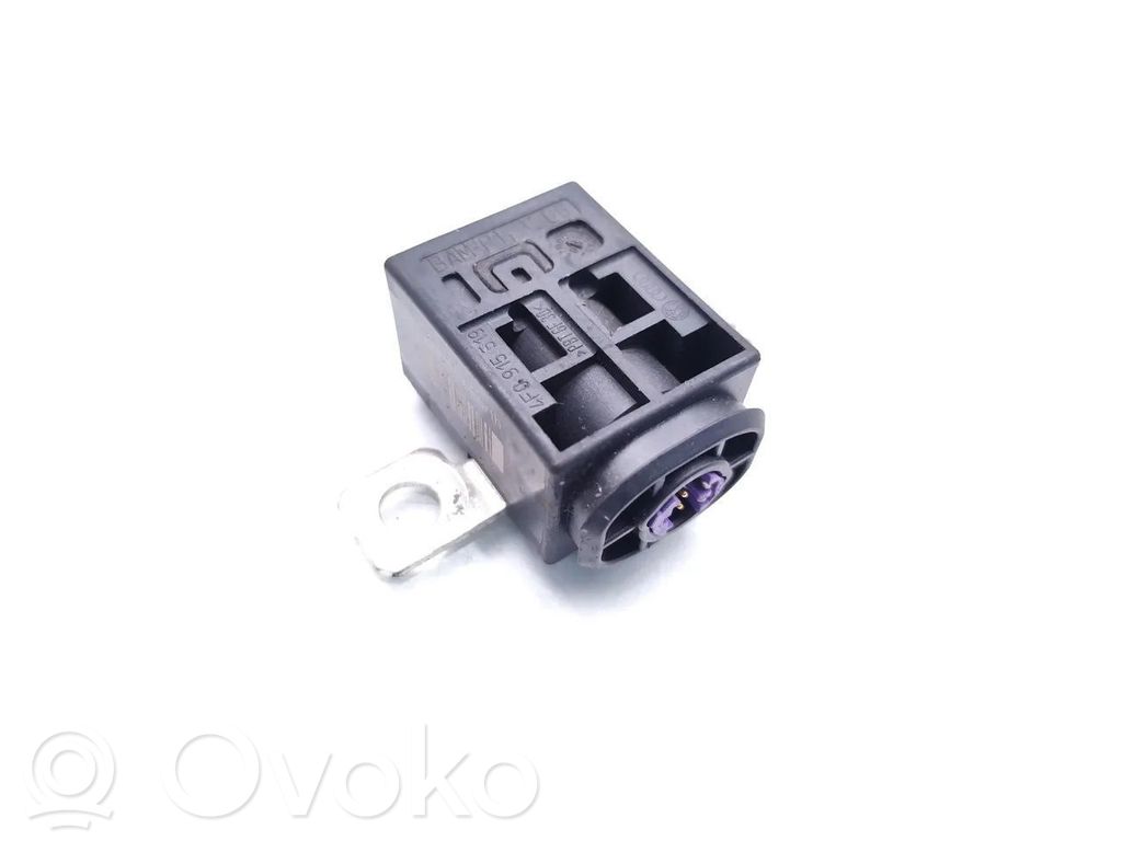 Audi A4 S4 B8 8K Charging relay 