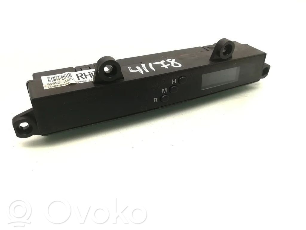KIA Rio Clock 
