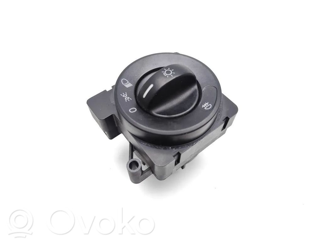 Volkswagen Crafter Interruptor de luz 