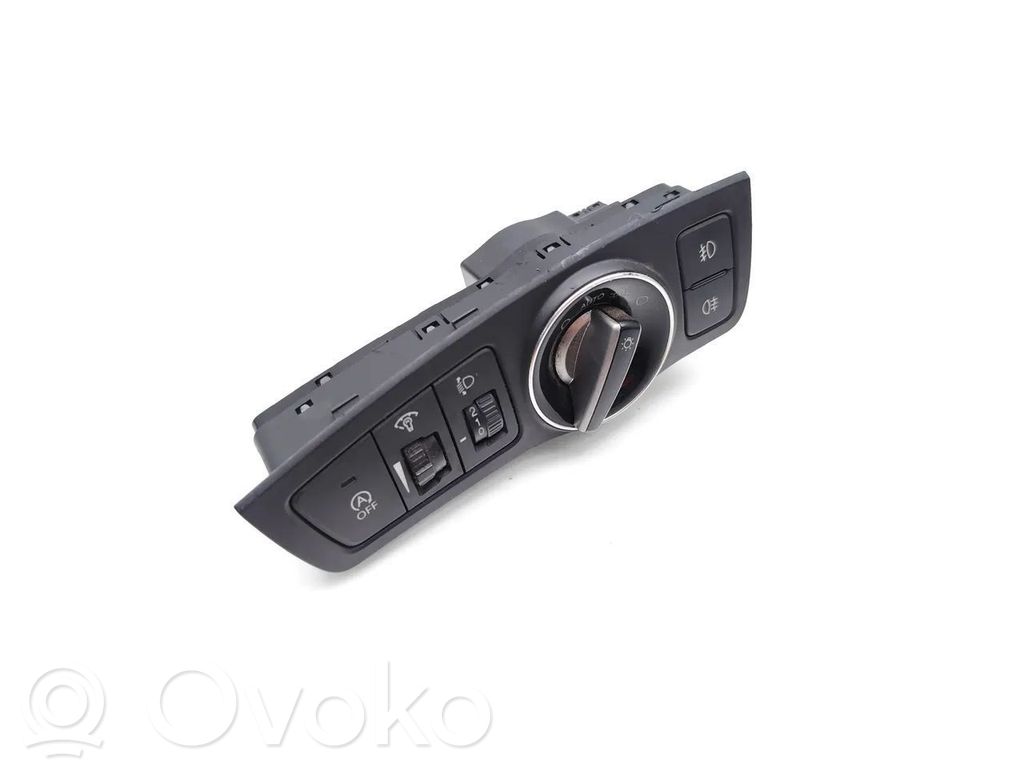 Hyundai i40 Light switch 