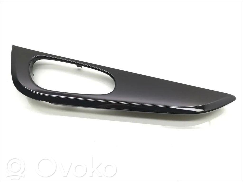 Nissan Qashqai Listwa drzwi tylnych 